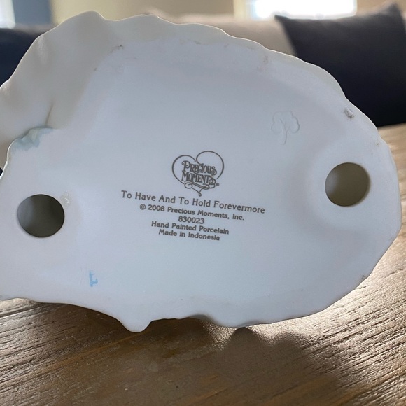 Precious Moments, To Have & To Hold Forevermore - Picture 7 of 12